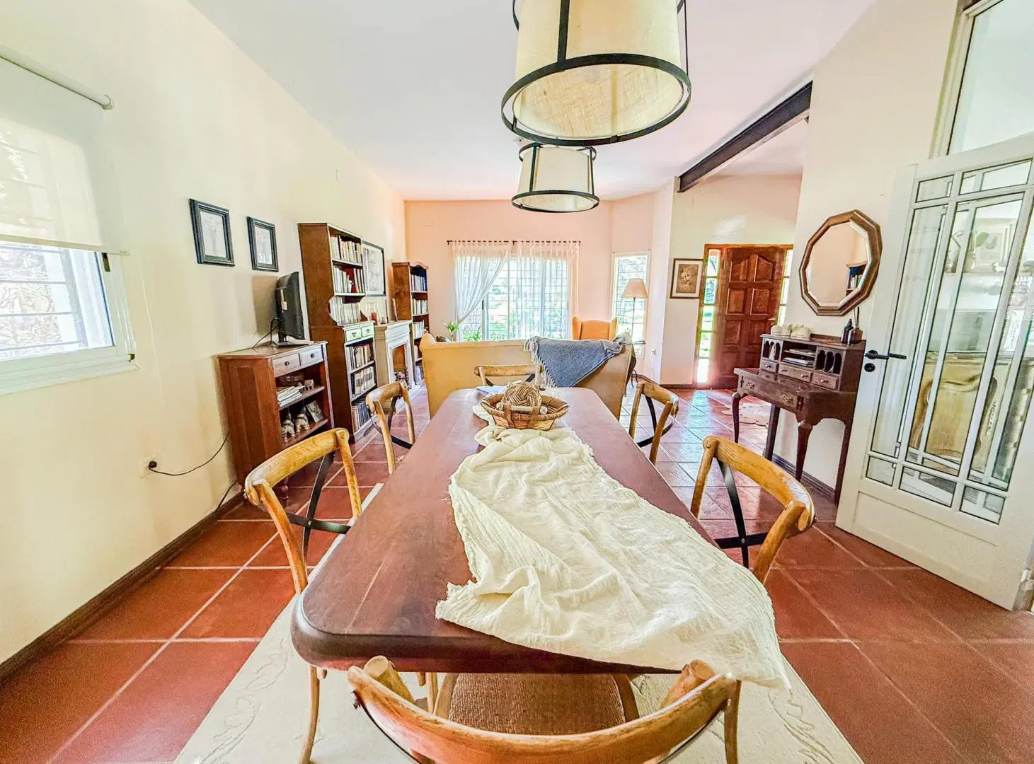 Casa en venta 3 dormitorios sobre lote de 850m2 en Funes 2
