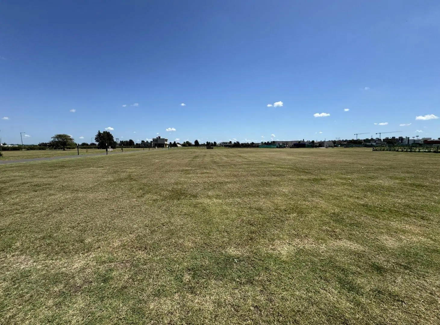 Lotes en esquina en venta en Los Pasos del Jockey 4 Fisherton 5