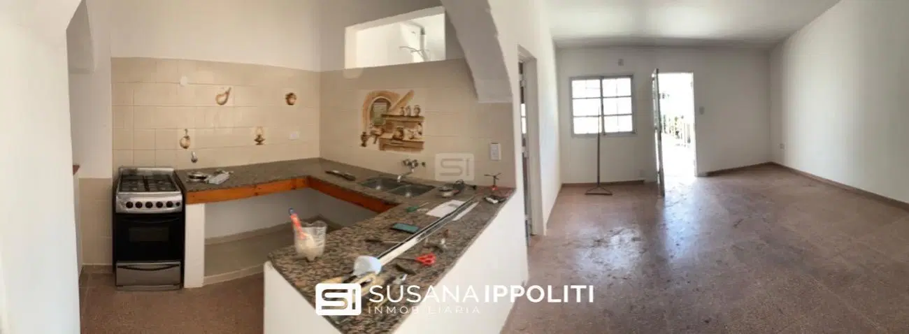Casa en venta de 3 dormitorios en zona céntrica de Roldán 8