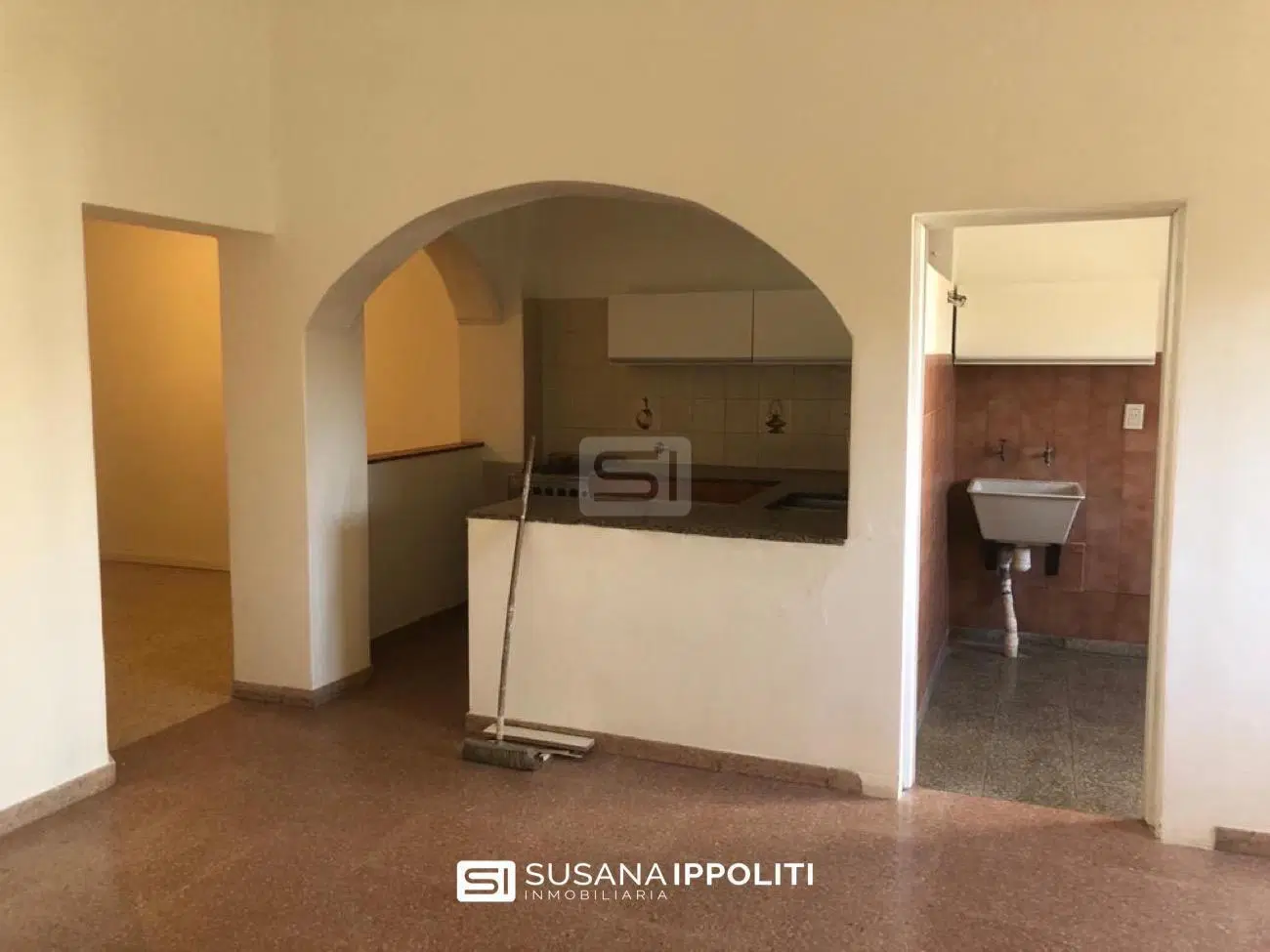 Casa en venta de 3 dormitorios en zona céntrica de Roldán 2