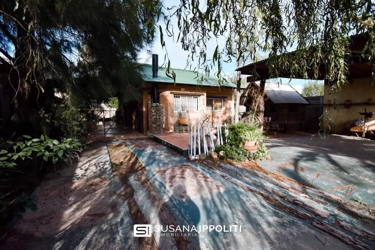Casa en Venta de 2 dormitorios en barrio La Casona, Roldán 2