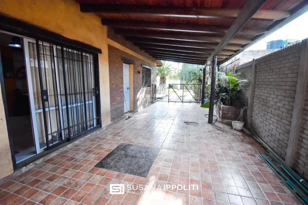 Casa en Venta de 2 dormitorios en barrio La Casona, Roldán 3
