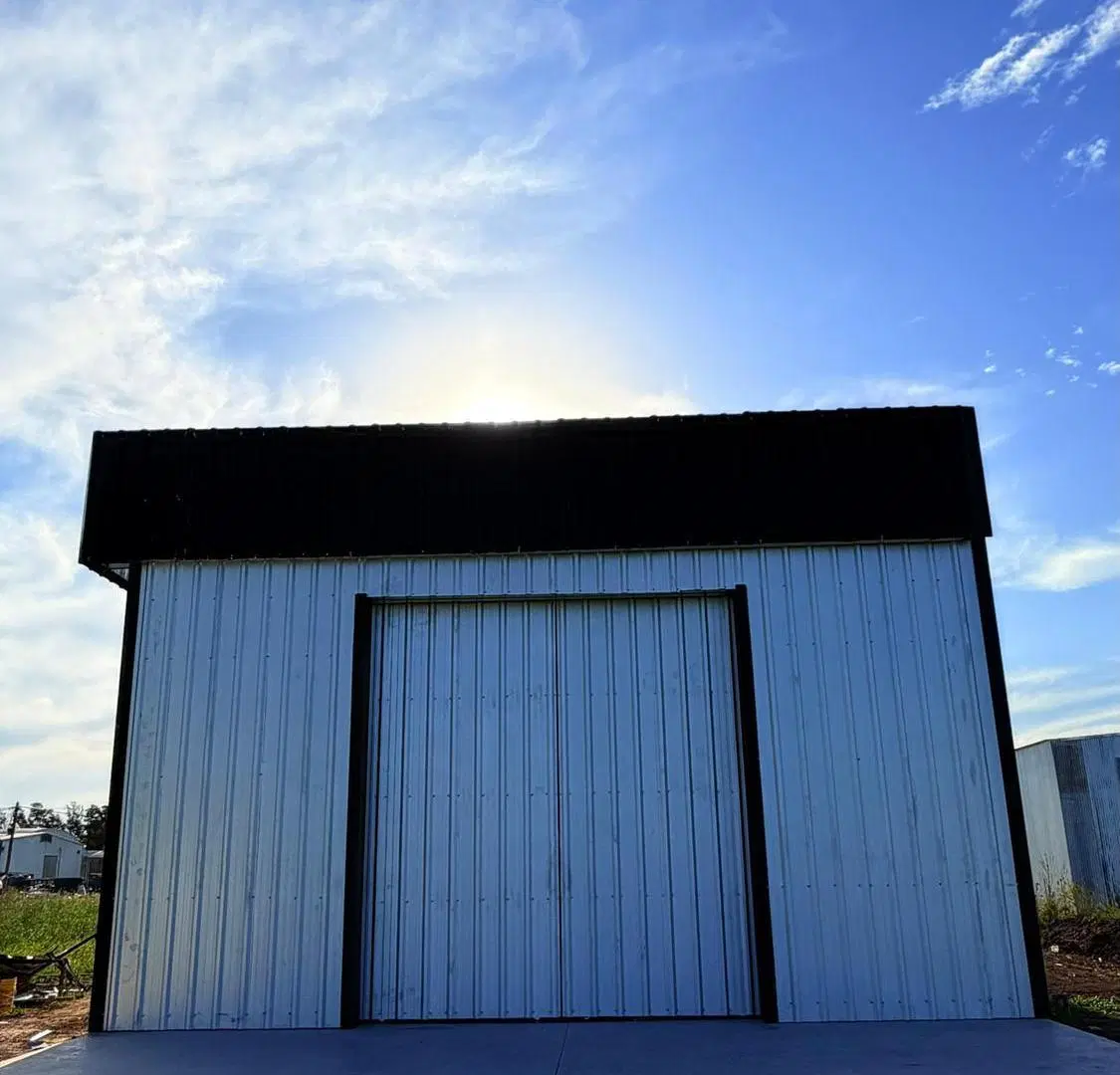 Galpón en venta 210m2 a estrenar Area Industrial Roldán 8