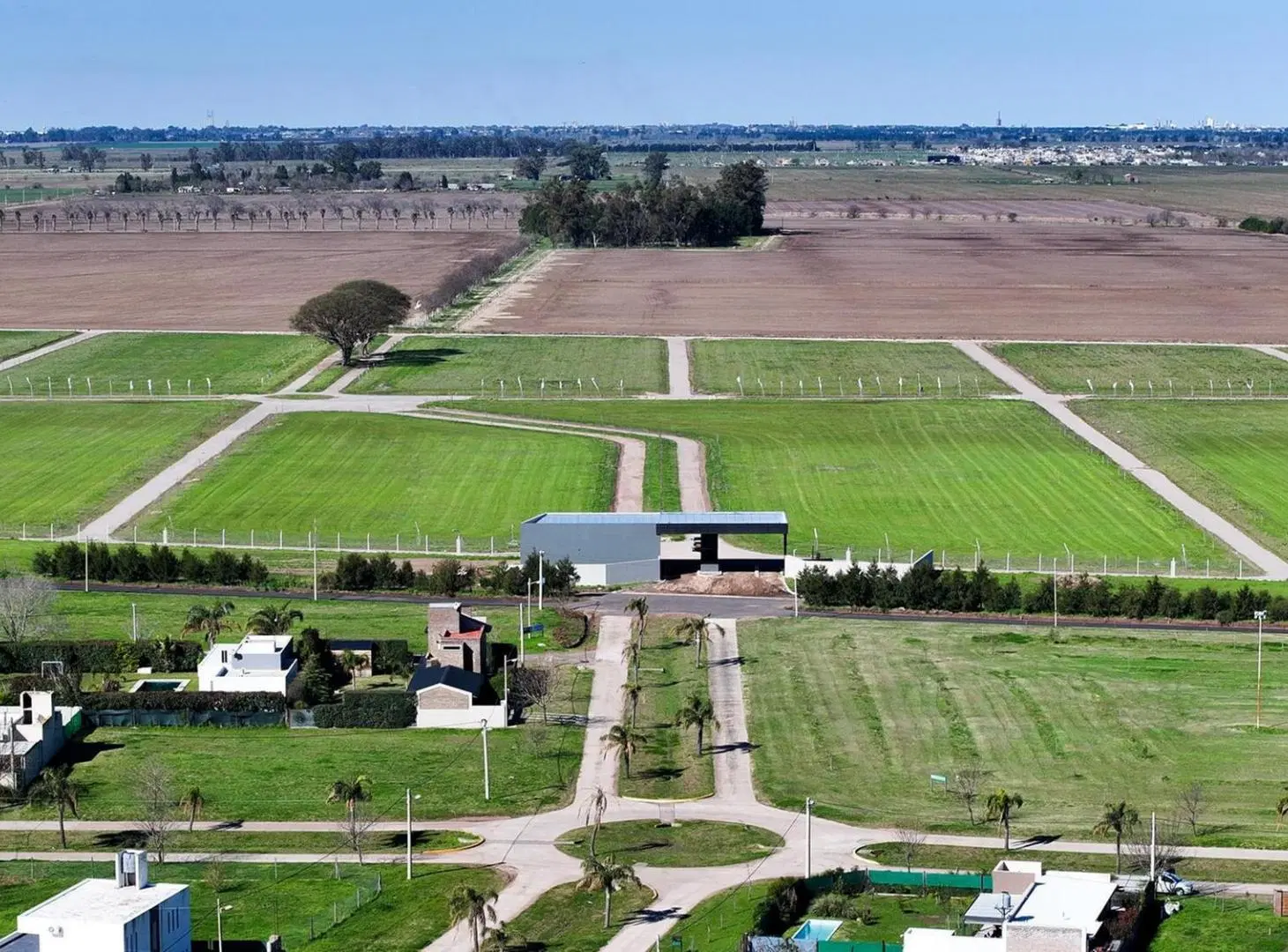 Lote en venta Barrio privado La Guillermina Funes 5