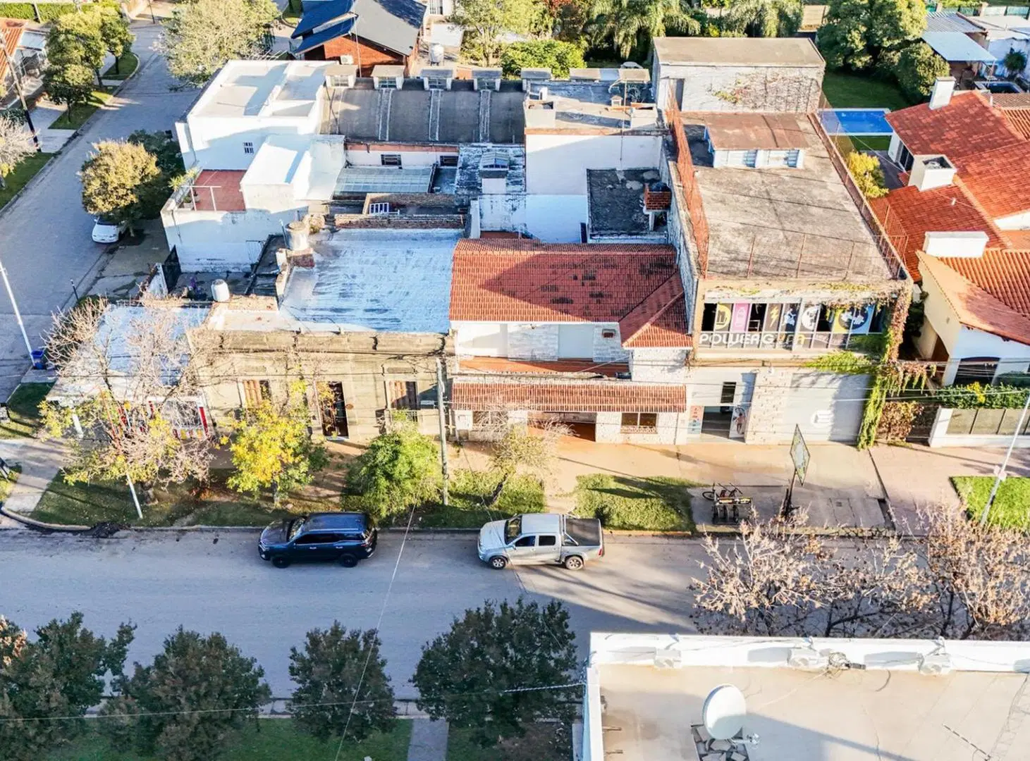 Casa 4 dormitorios en venta en Roldan centro frente al banco nacion 3