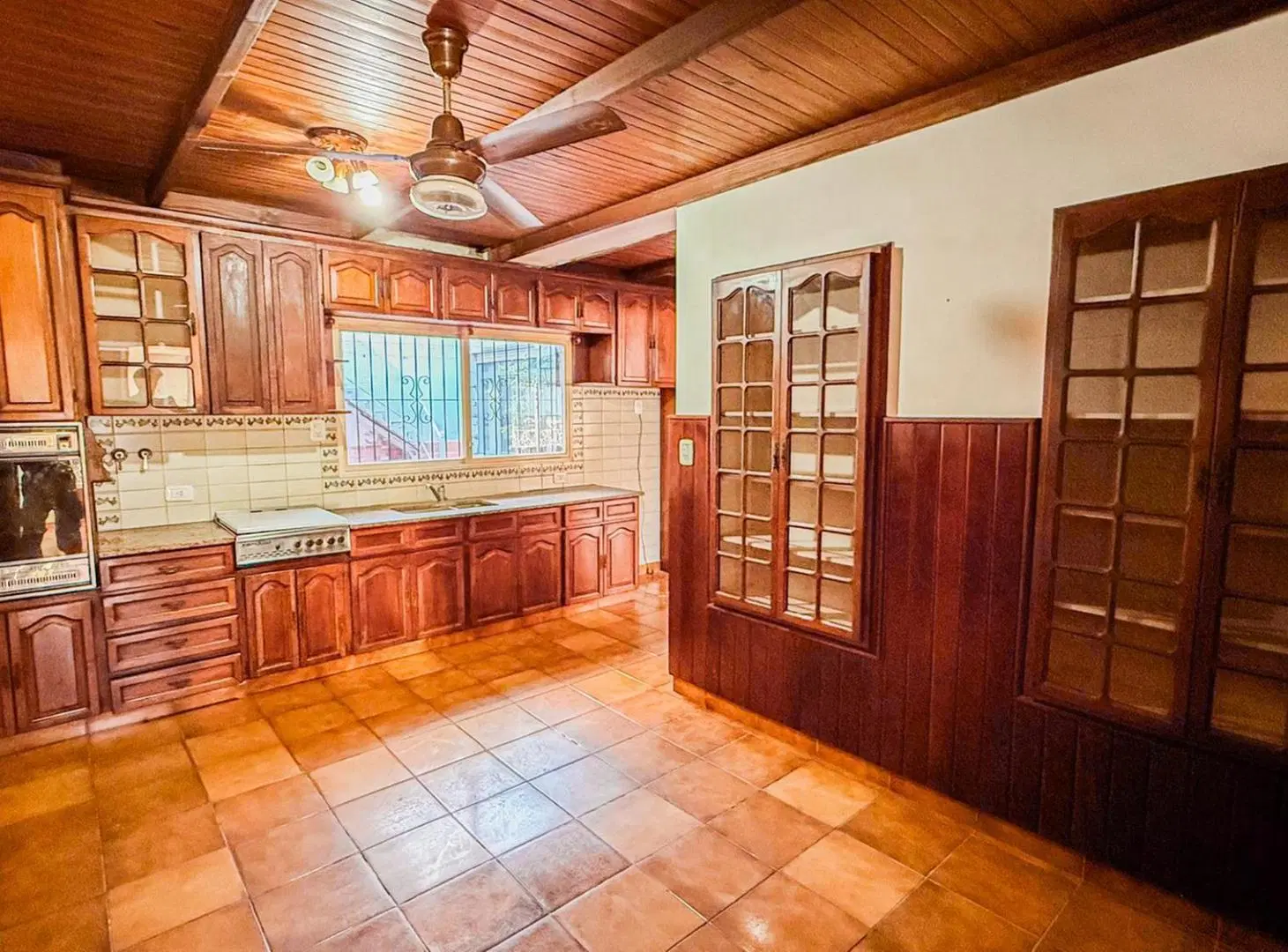 Casa 4 dormitorios en venta en Roldan centro frente al banco nacion 5