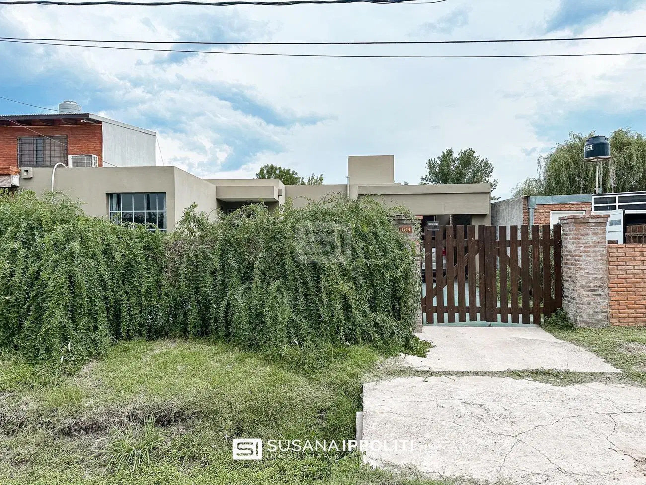 Casa en venta de 1 dormitorio con pileta en Roldán 4