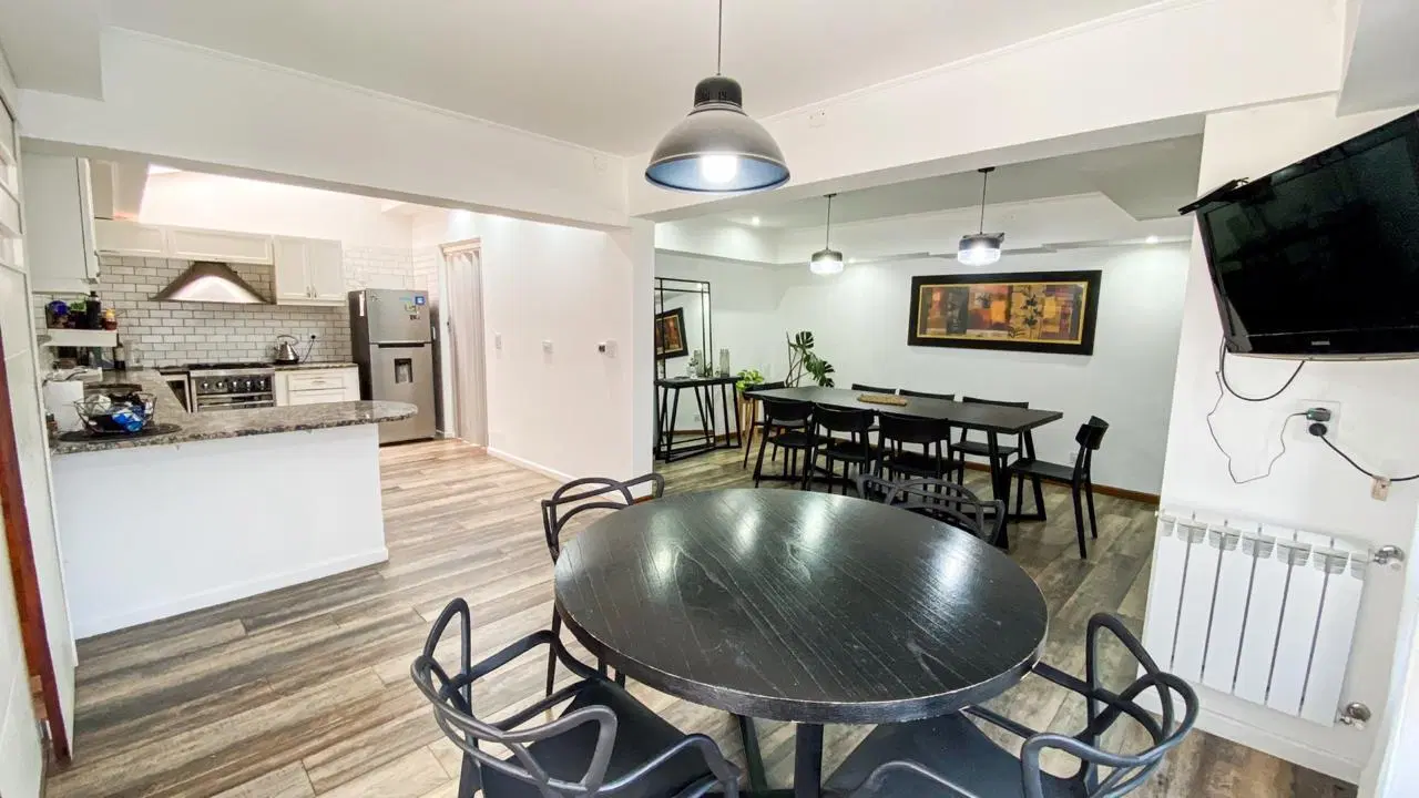 Casa en Venta 3 dormitorios con pileta en Funes 5