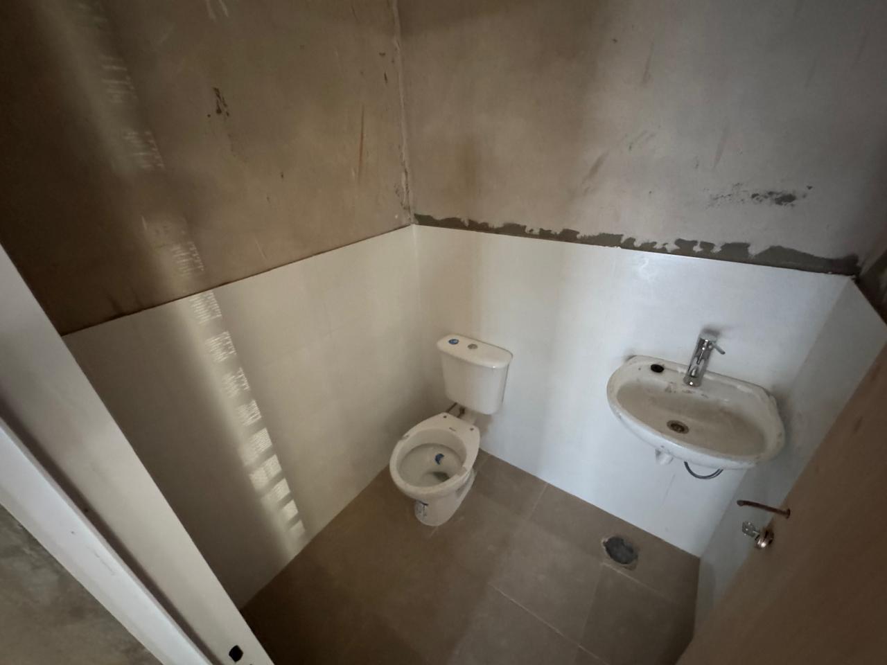 Foto de Local comercial + galpón en alquiler Roldán, imagen 1