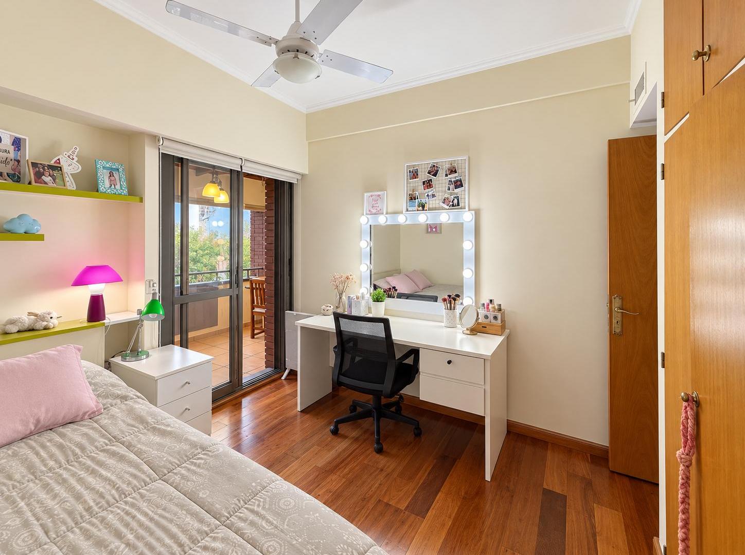 Foto de Departamento en venta 3 dormitorios en Barrio Martín Rosario., imagen 5