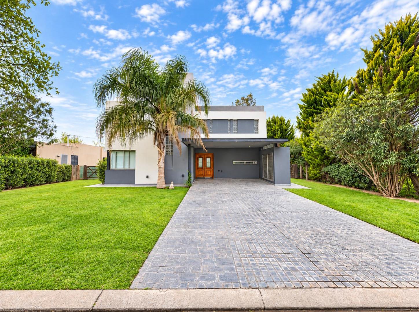 Foto de Casa en venta de 4 dormitorios en Barrio Aguadas, imagen 1