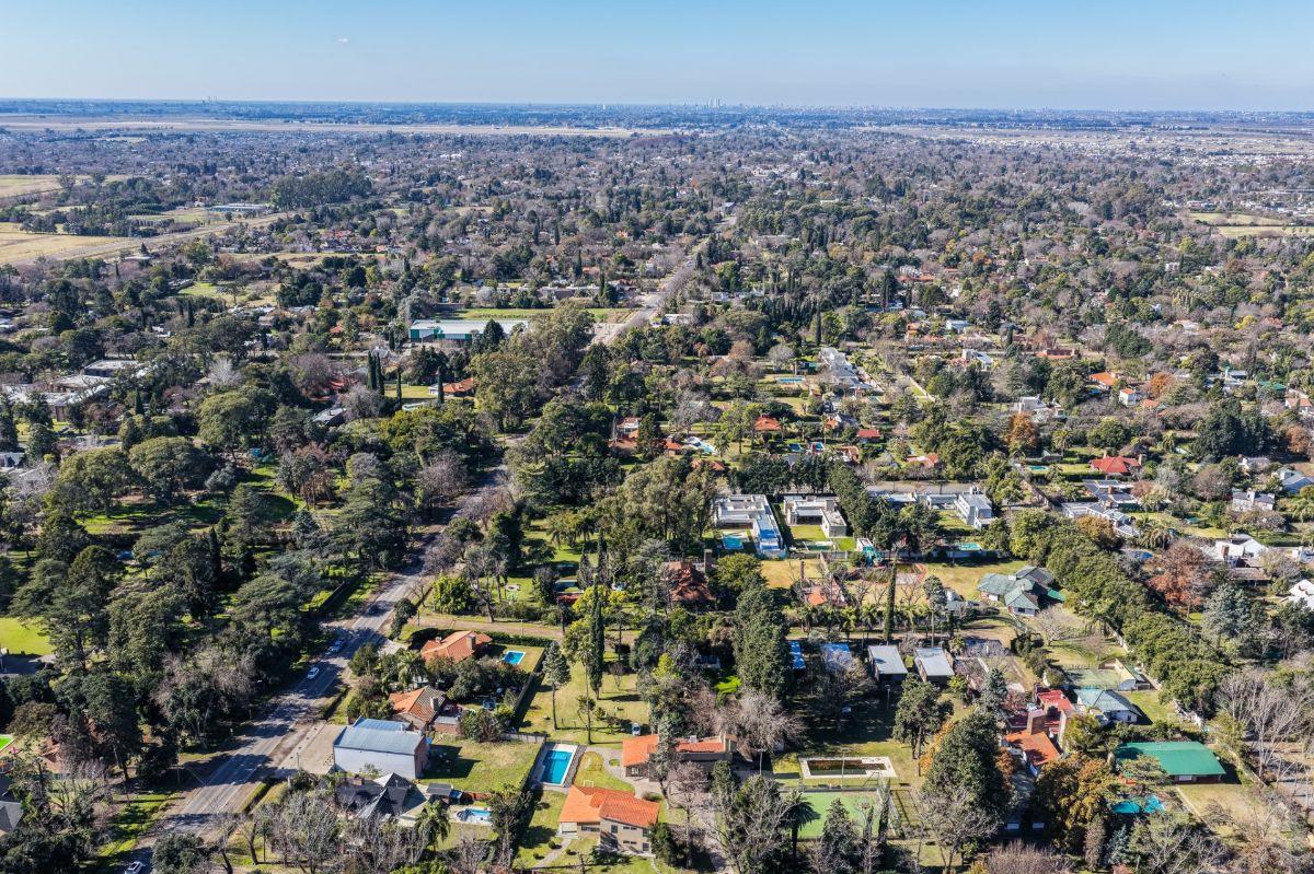 Foto de Lote baldío de 900 m² sobre Federación a metros de Ruta 9, Funes, imagen 4