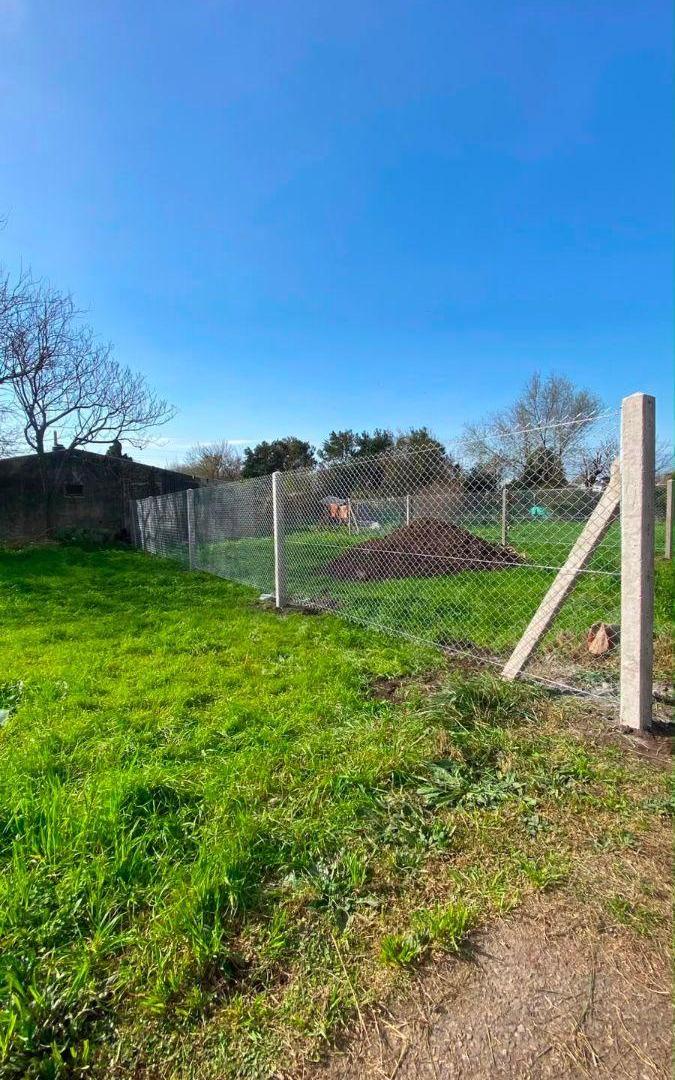 Foto de Terreno en venta de 210m2 con mejoras en barrio Talleres Roldán, imagen 2