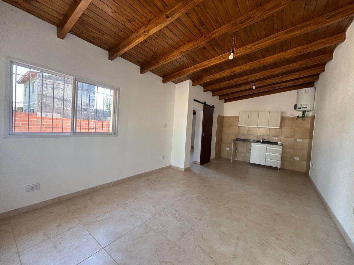 Foto de Casa en alquiler de 1 dormitorio en Roldán, imagen 2