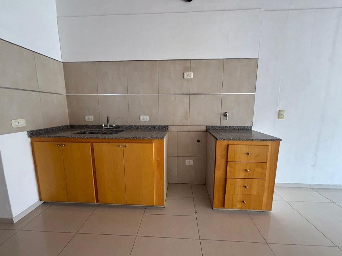 Foto de Departamento en alquiler de 2 dormitorios en Centro, Roldán, imagen 4