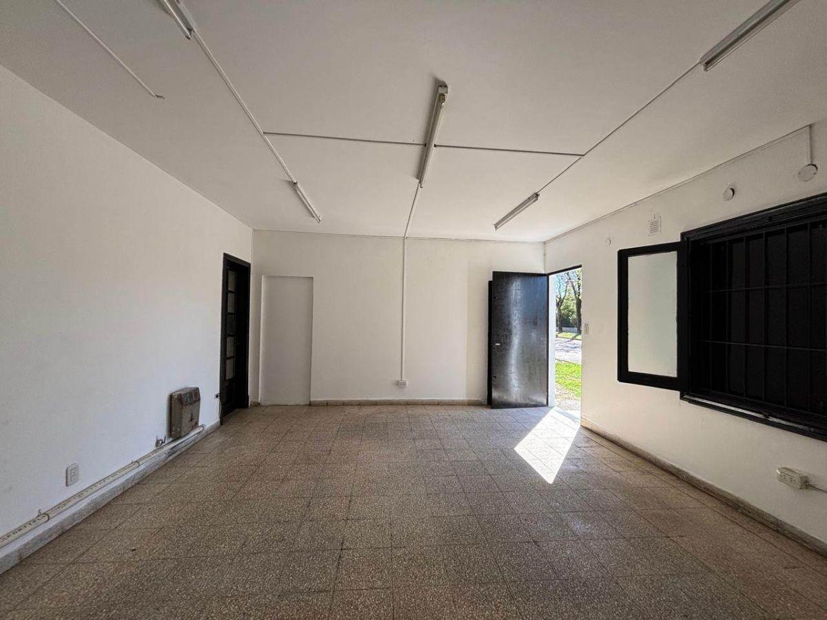 Foto de Local comercial en alquiler en Av. Brown 339, imagen 3