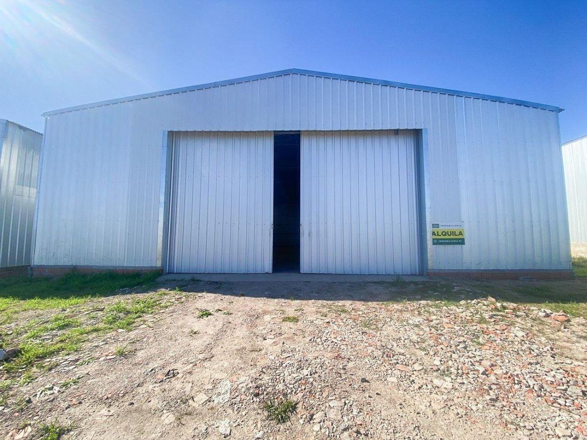 Foto de Galpon en alquiler 400m2 zona industrial Roldan, imagen 1