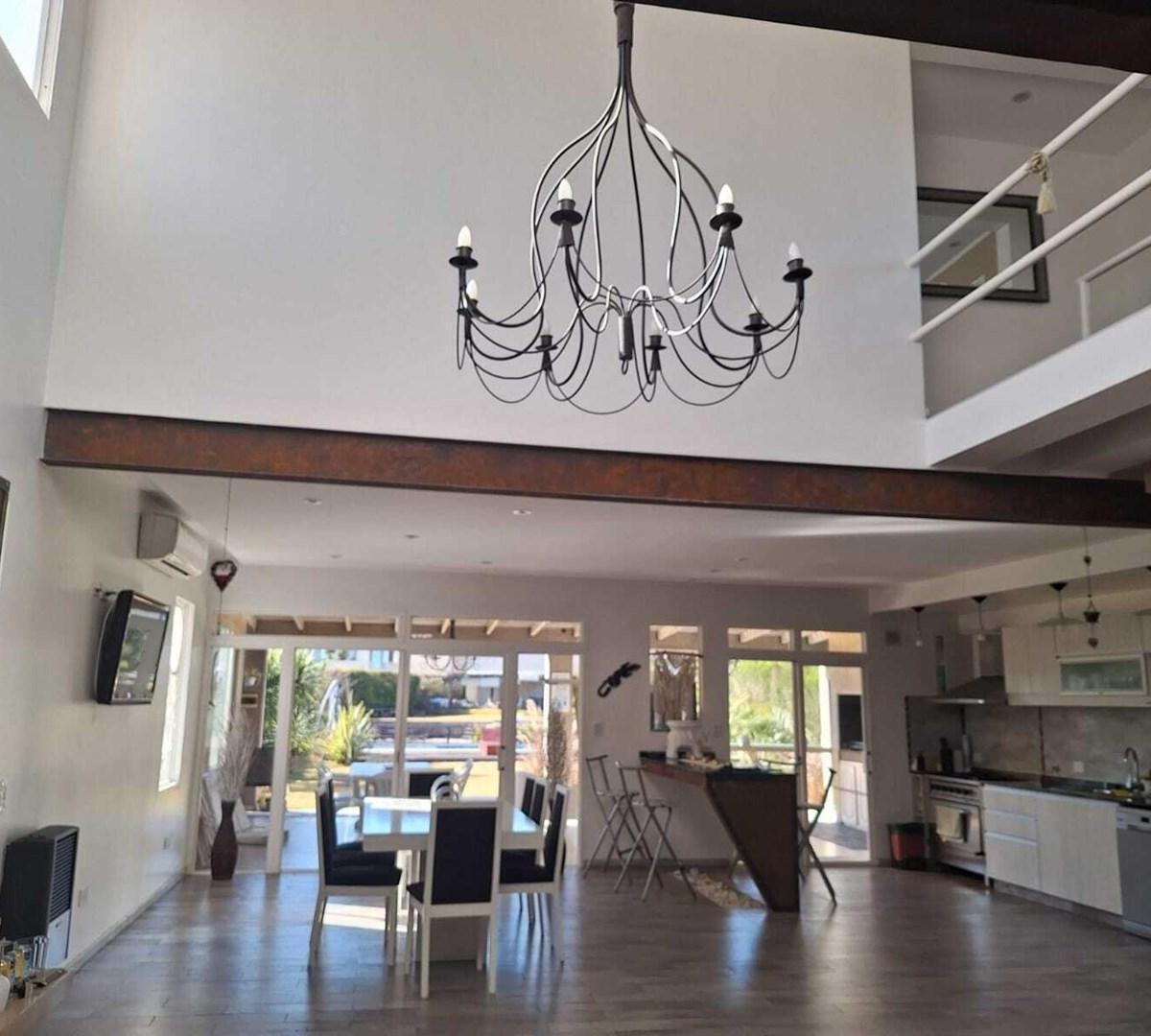 Casa en Venta en Barrancas de Santa Maria, General Pacheco, Tigre 5