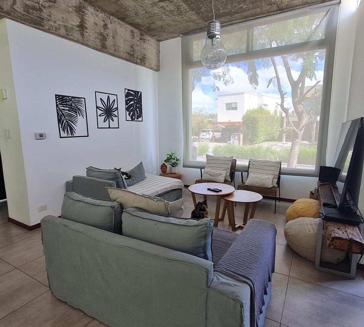 Casa en Venta en Barrancas de Santa Maria, General Pacheco, Tigre 1