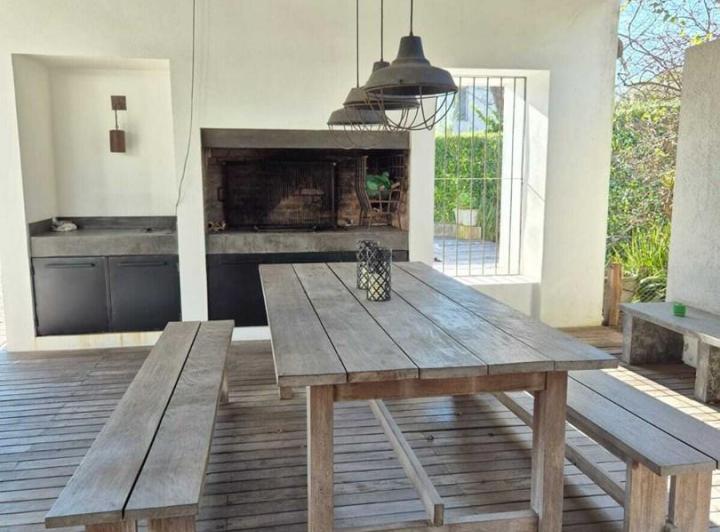 Casa Chalet  en Alq. Temporario en Santa Barbara, Tigre, G.B.A. Zona Norte 4
