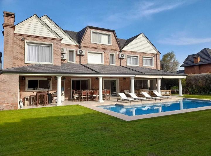 Casa Chalet  en Alq. Temporario en La Colina, Don Torcuato, Tigre 3