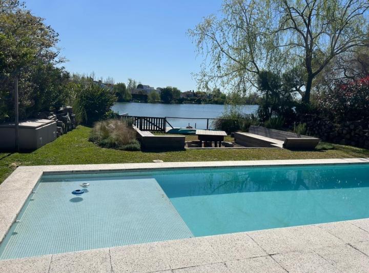 Casa Chalet  en Alq. Temporario en Los Ombues, Rincón de Milberg, Tigre 1