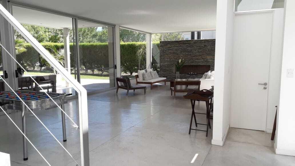 Casa Chalet en Alquiler en El Encuentro, General Pacheco, Tigre