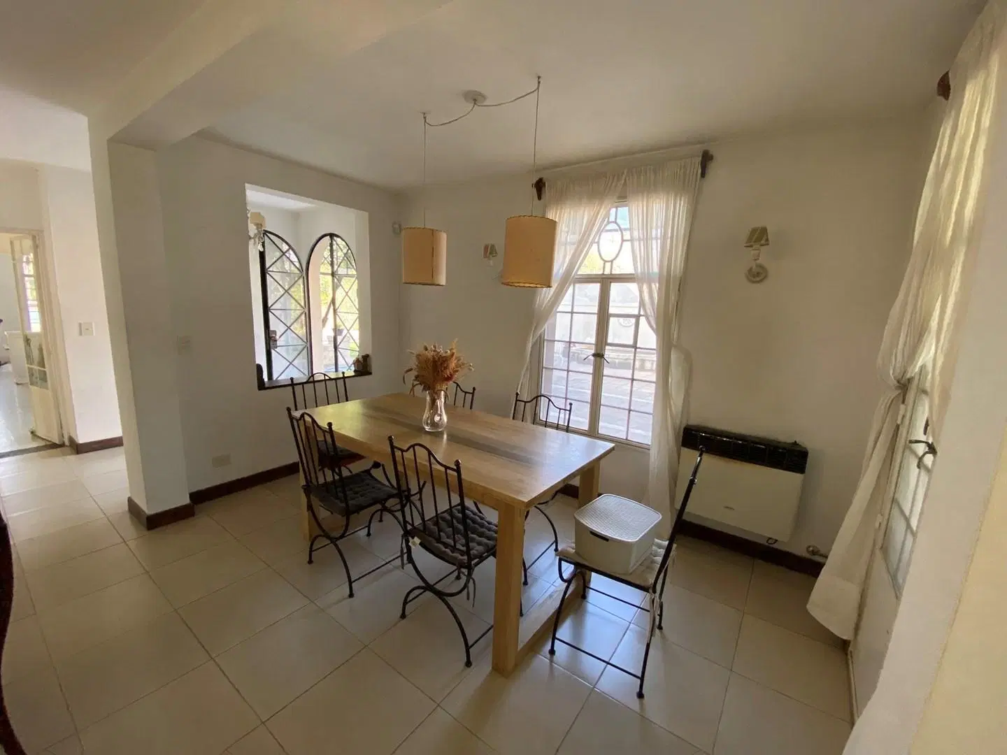 CASA- VENTA- DOS VIVIENDAS- PILETA- CANCHA DE TENIS-  Benavidez, Tigre, G.B.A. Zona Norte 4