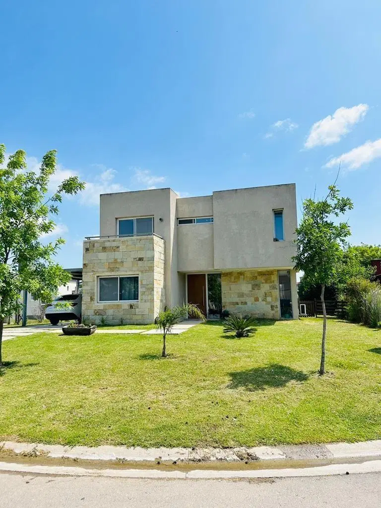 Casa  en Alquiler en Haras Santa Maria, Escobar, G.B.A. Zona Norte 3