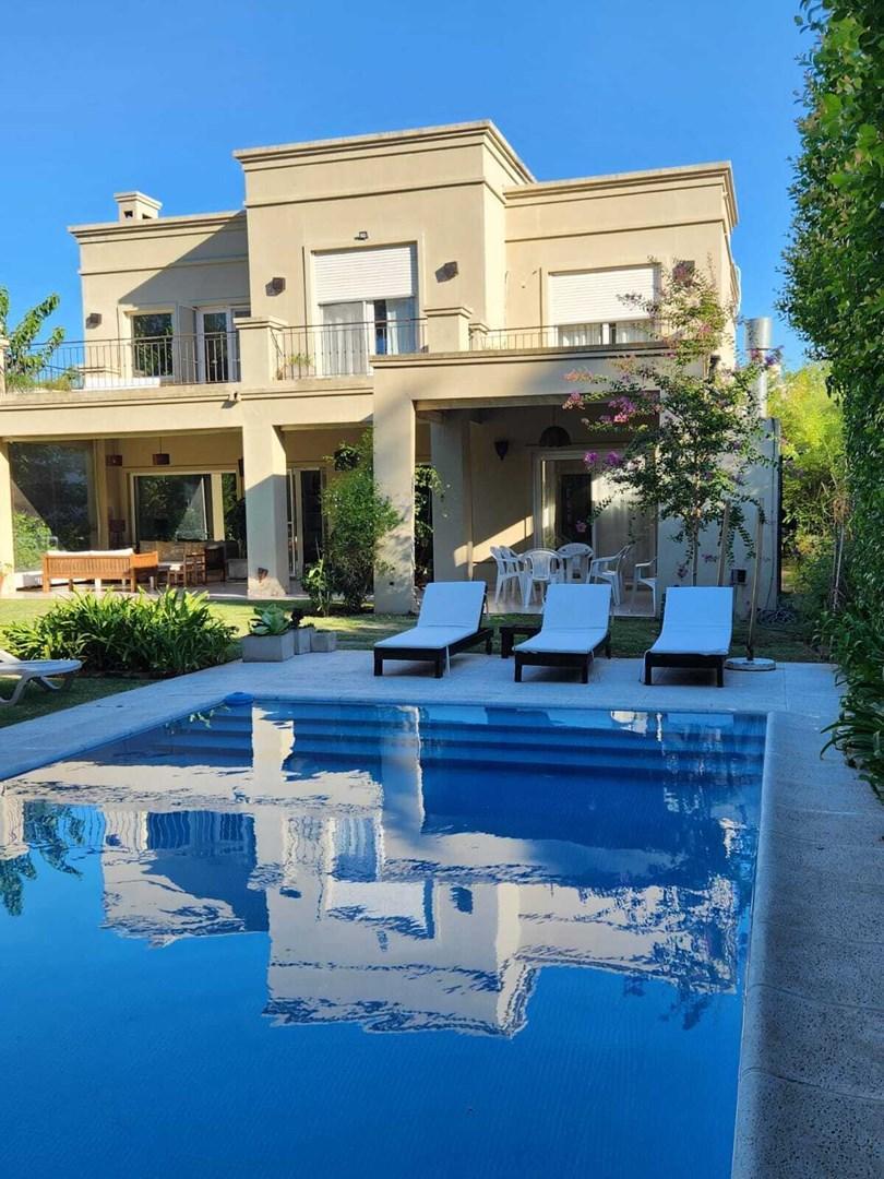Foto de Casa en Alq. Temporario en Santa Barbara, Tigre, G.B.A. Zona Norte, imagen 1