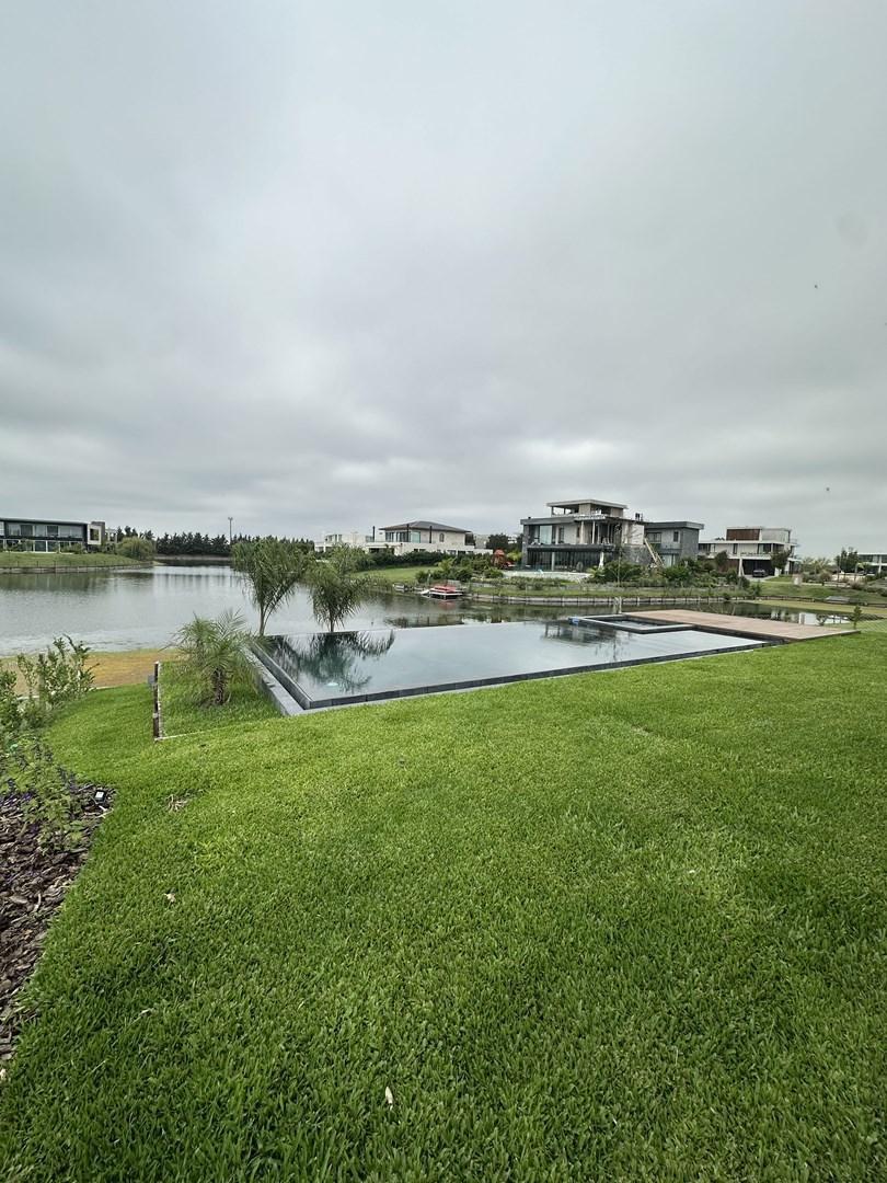Foto de Casa a la laguna en venta en Virazón, Nordelta, Tigre, imagen 3