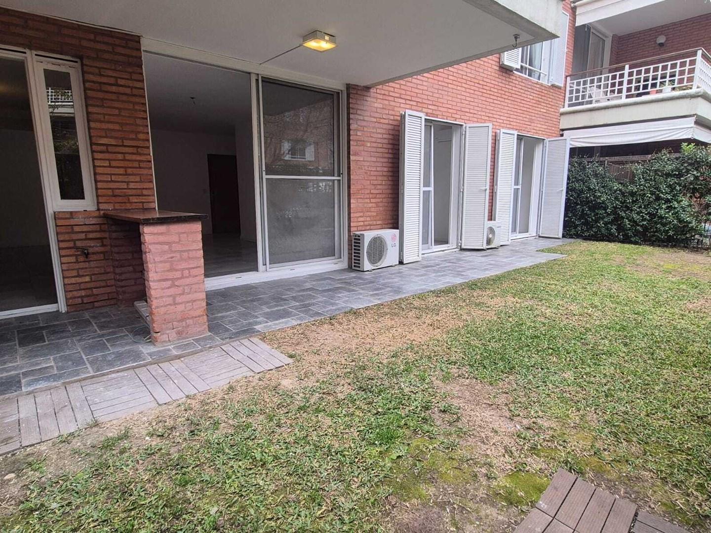 Foto de Departamento en Venta en Jardines de San Isidro, San Isidro, G.B.A, imagen 1