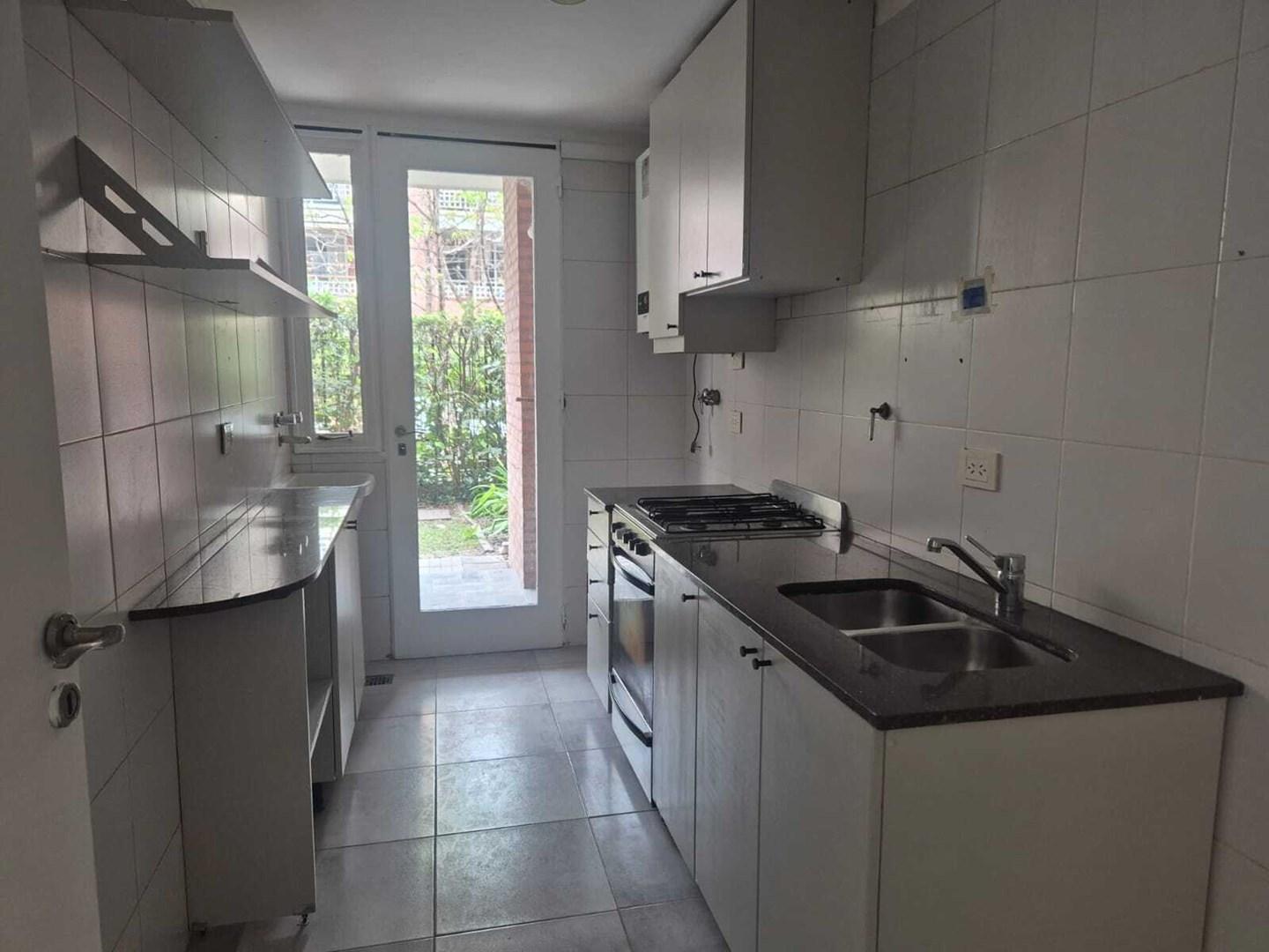 Foto de Departamento en Venta en Jardines de San Isidro, San Isidro, G.B.A, imagen 2