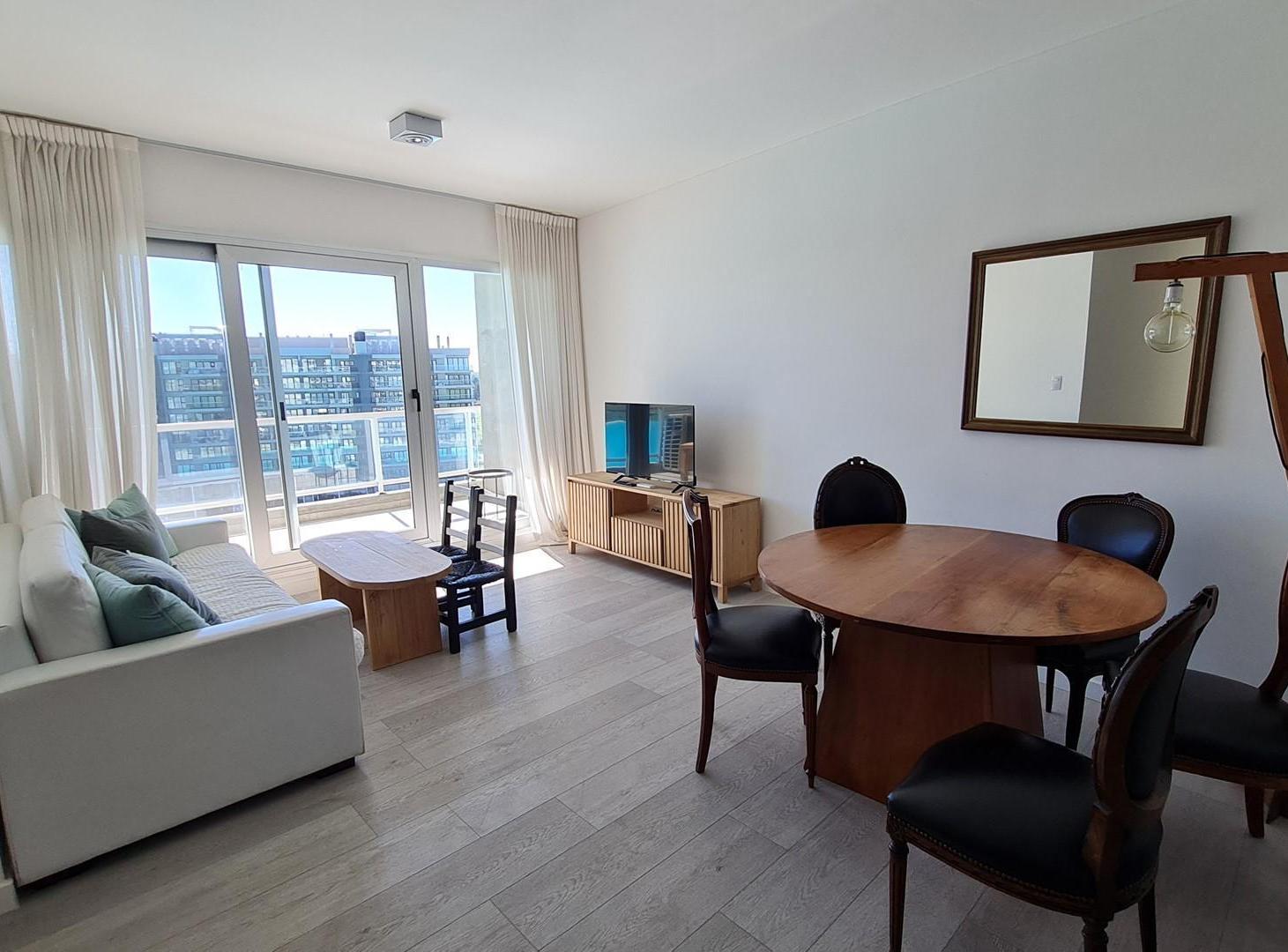 Foto de Departamento 3 Ambientes en Alquiler Amoblado Vista Piscina en Remeros, imagen 2