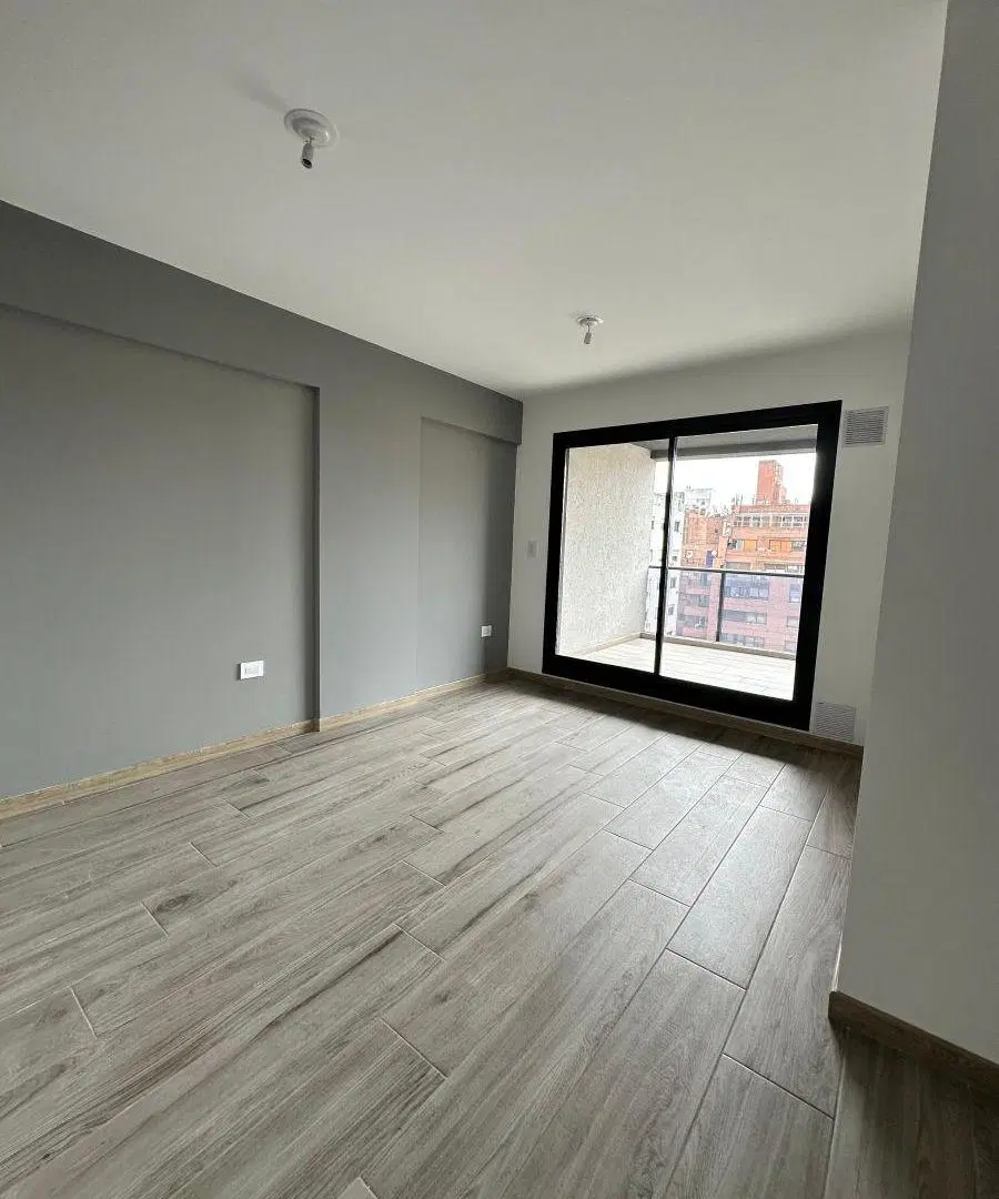 Rondeau 451: Depto con cochera- Edificio De Categoria 3