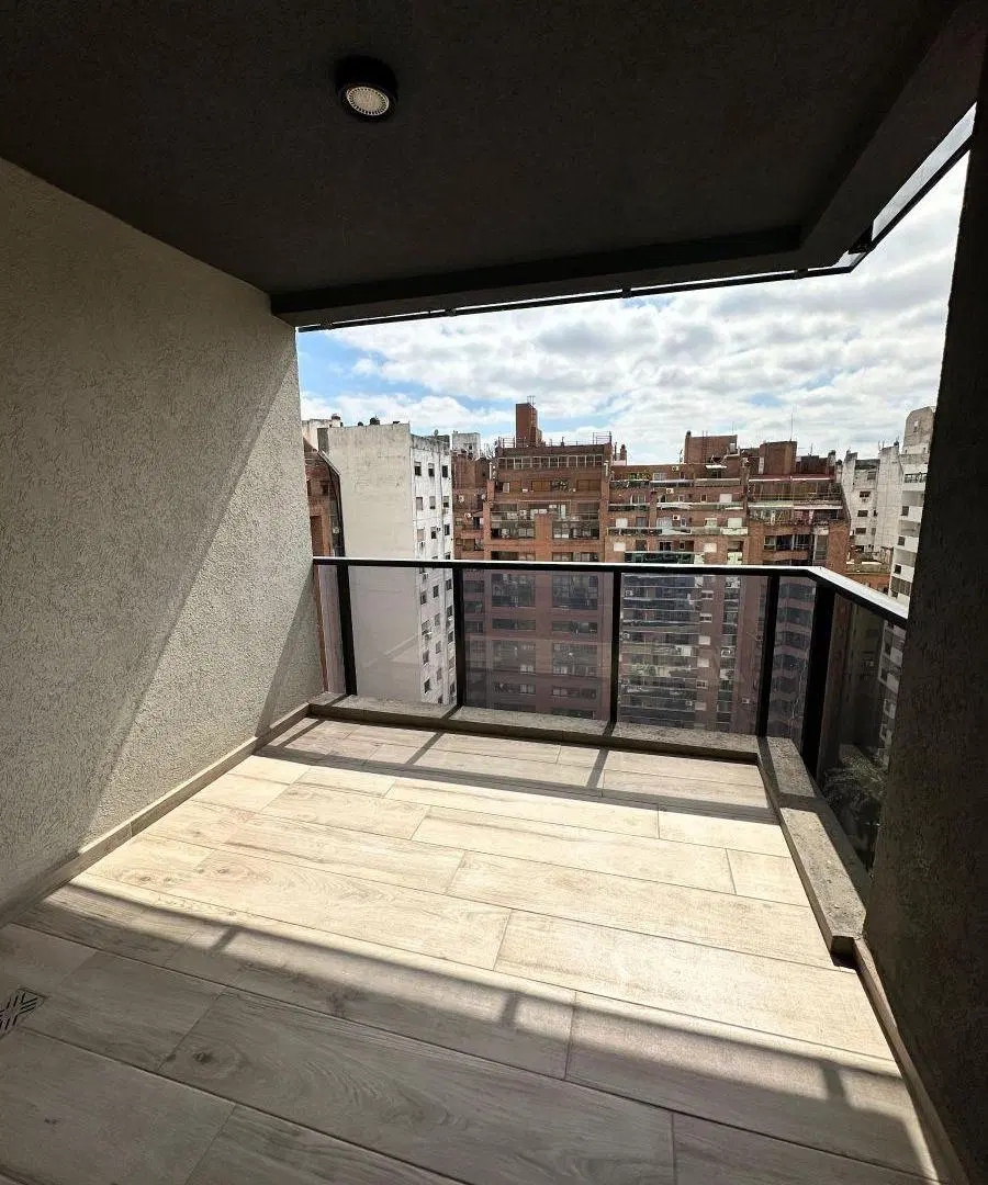 Rondeau 451: Depto con cochera- Edificio De Categoria 2