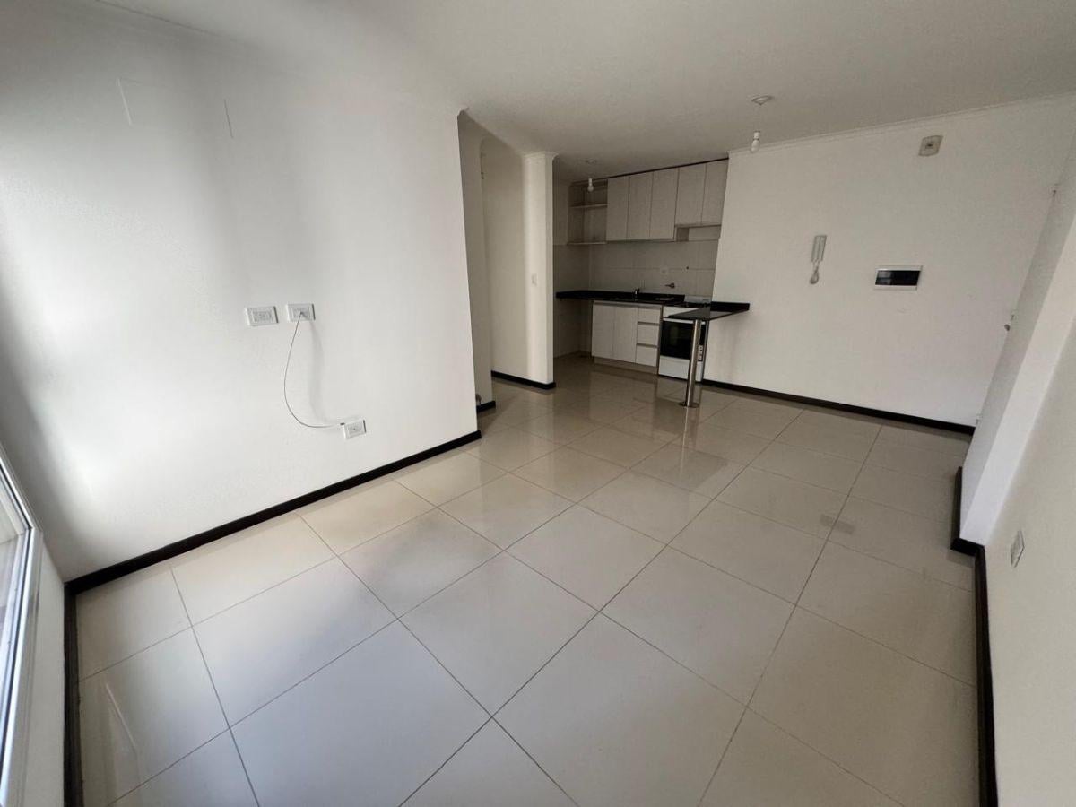 Foto de NAZARENO CITE: Depto 1 Dormitorio- Luminoso, imagen 2