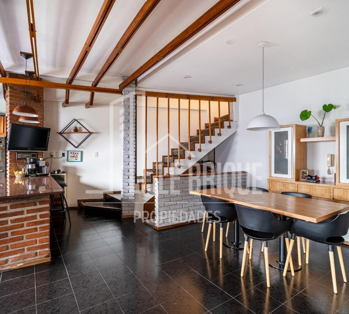Chalet 6 Amb con Jardin 2