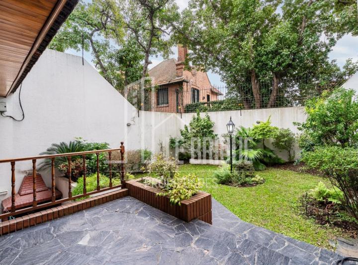 Espectacular Casa Lote propio 5 ambientes 2