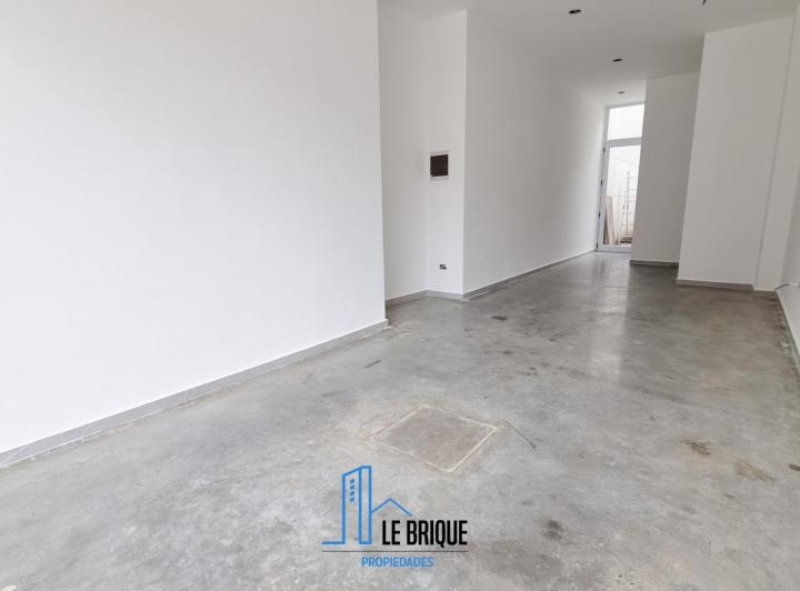 Foto de Local con Jardin - Le Brique Propiedades, imagen 3