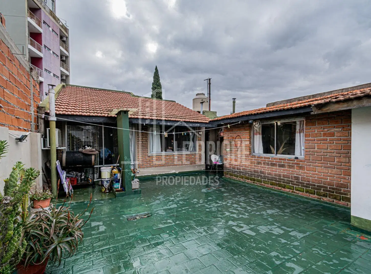 5 amb + Patio, Terraza y Quincho  - Le Brique Propiedades - 3