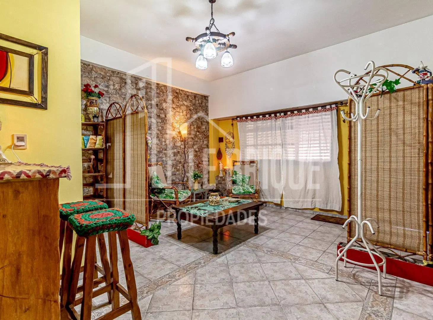 Casa en lote propio de 5 amb + Patio + Terraza + Garage 2