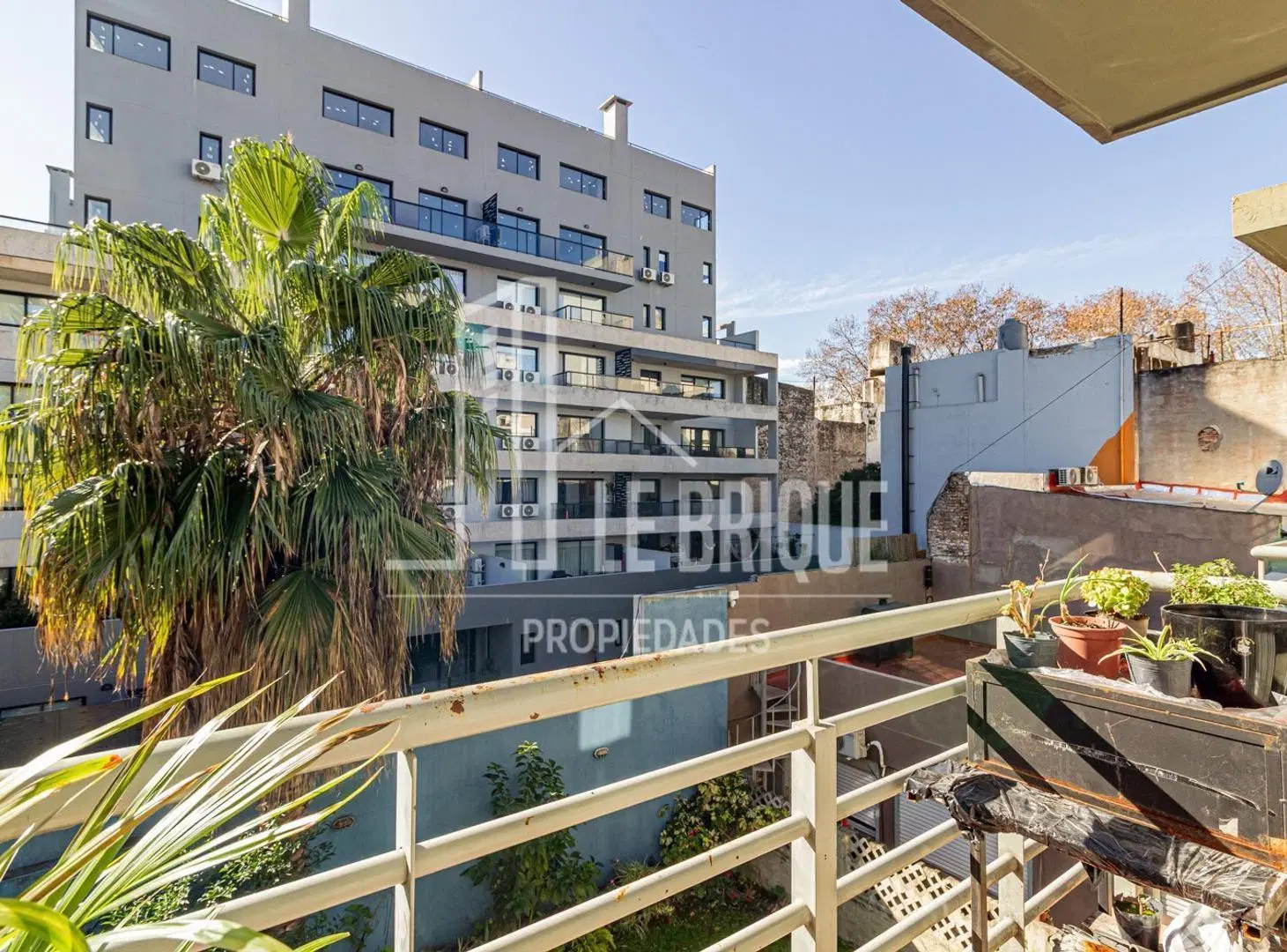 Excelente Depto con Balcon en 2 plantas 5