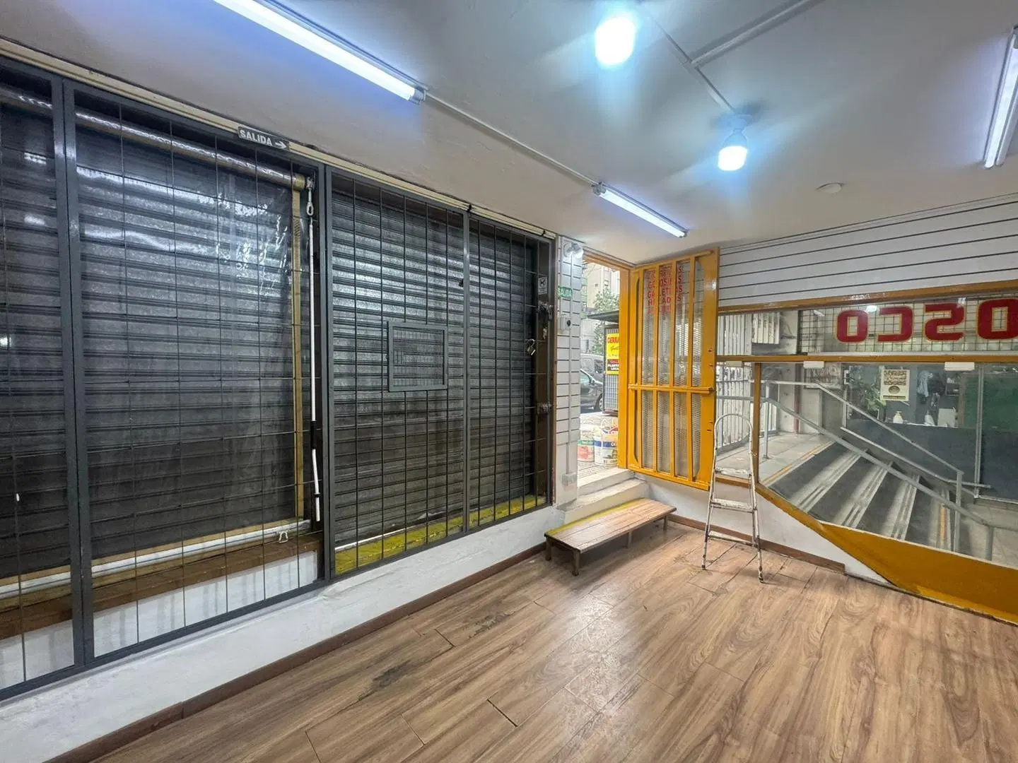 Excelente local de 20 m2 + aire acondicionado 2