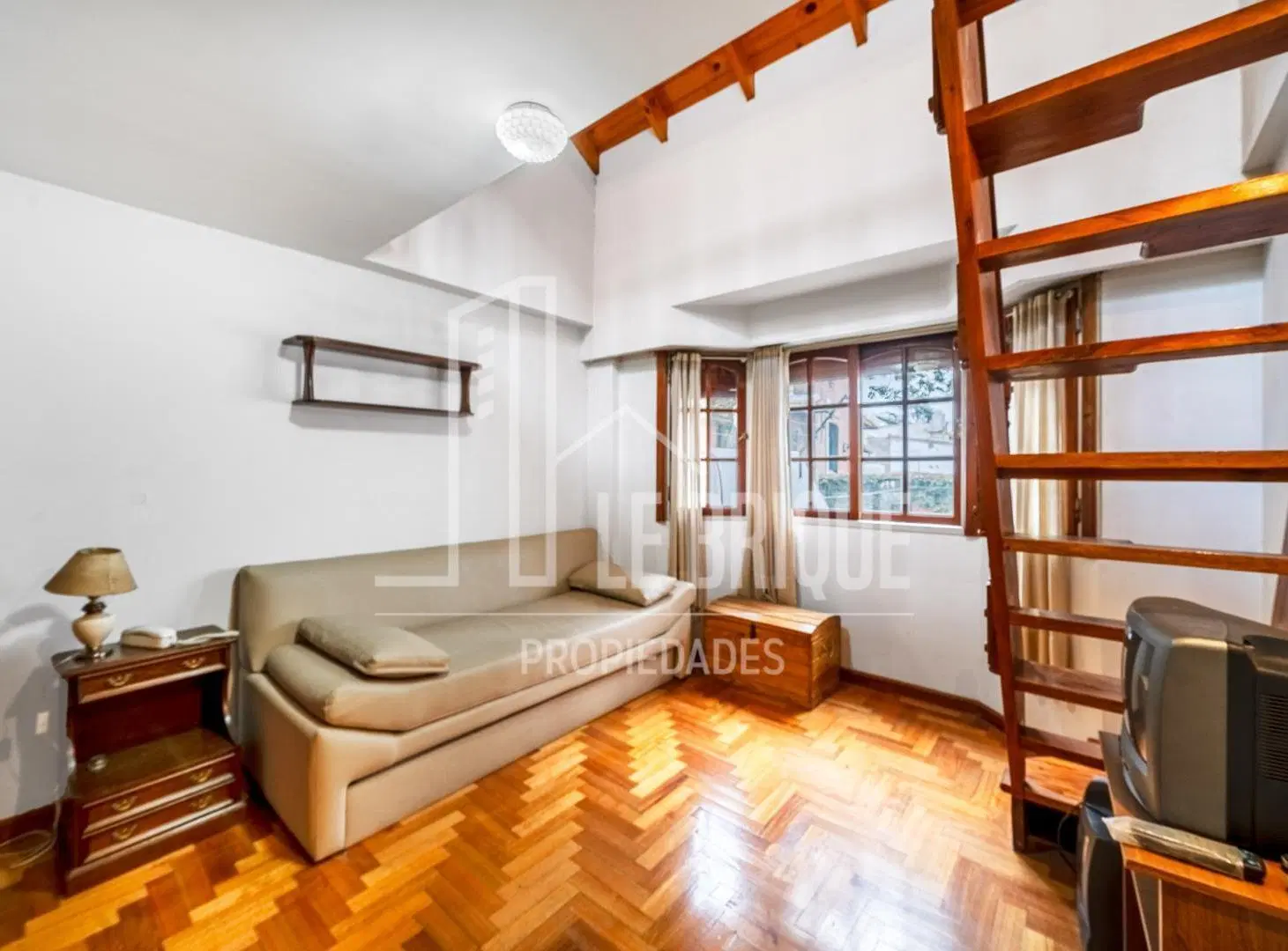 Espectacular Casa Lote propio 5 ambientes 5