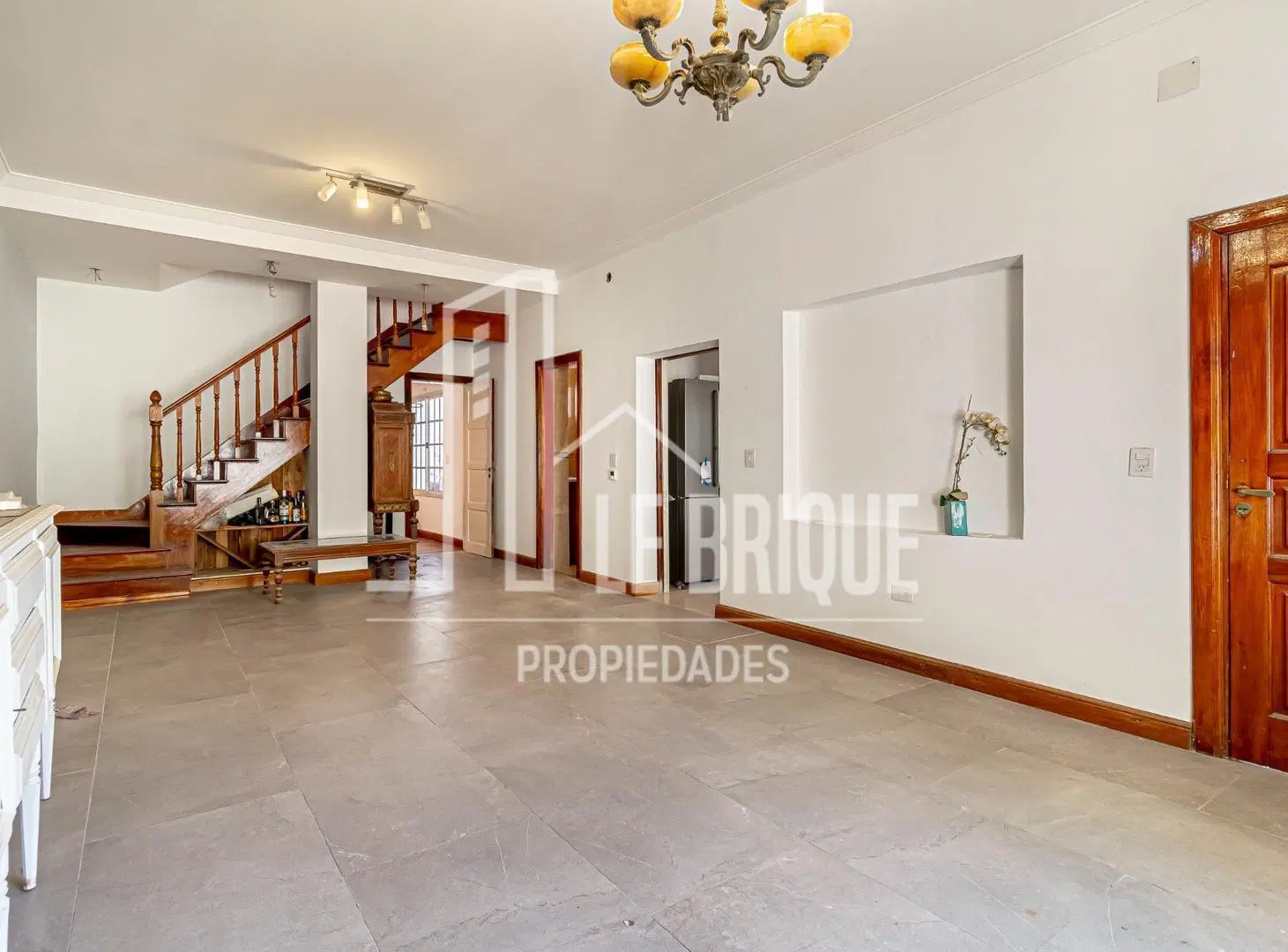 Casa en lote propio 5 ambientes - Le Brique Propiedades - 4