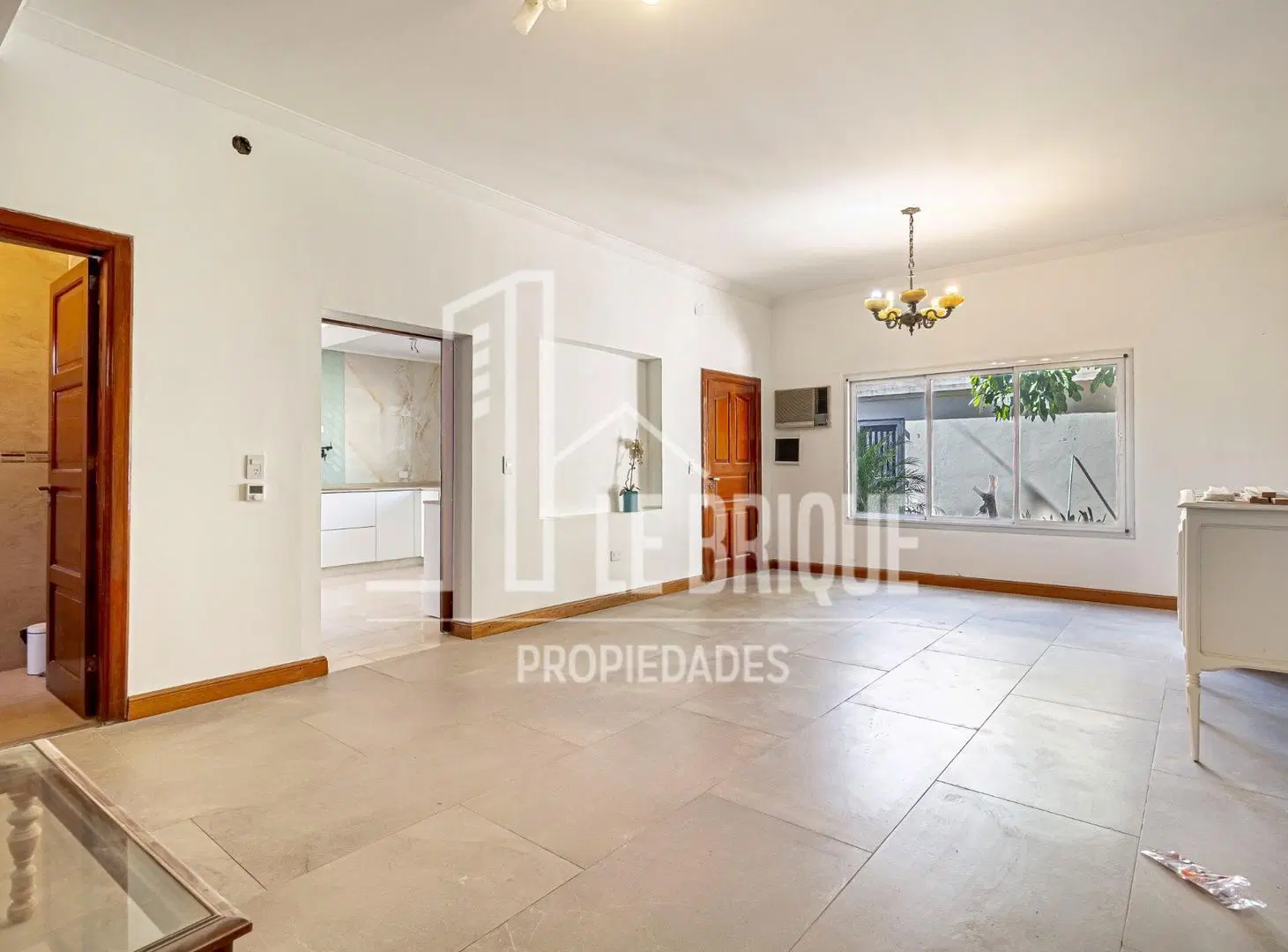 Casa en lote propio 5 ambientes - Le Brique Propiedades - 8