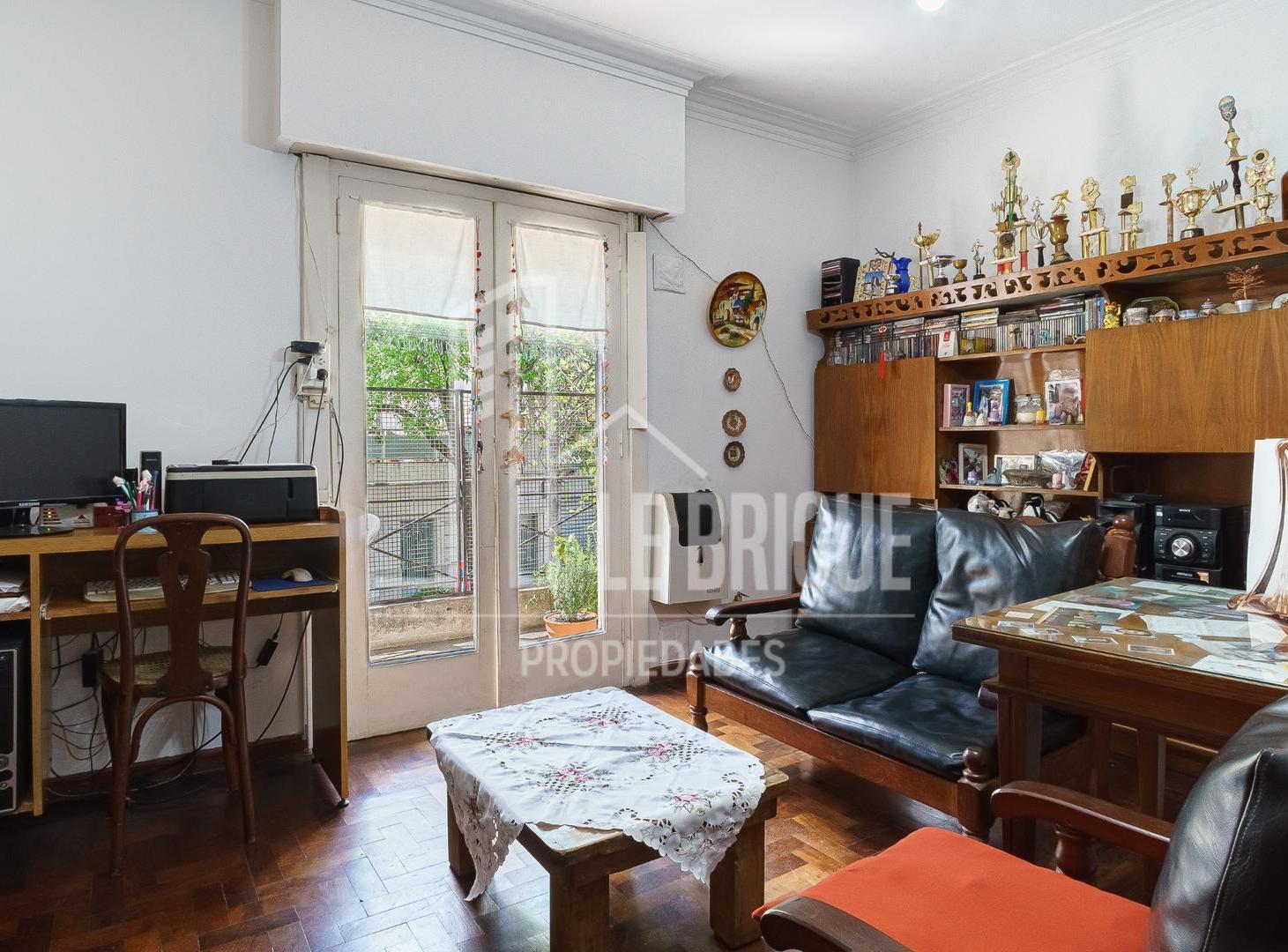 Foto de Excelente PH 5 amb con balcón al frente + terraza, imagen 1