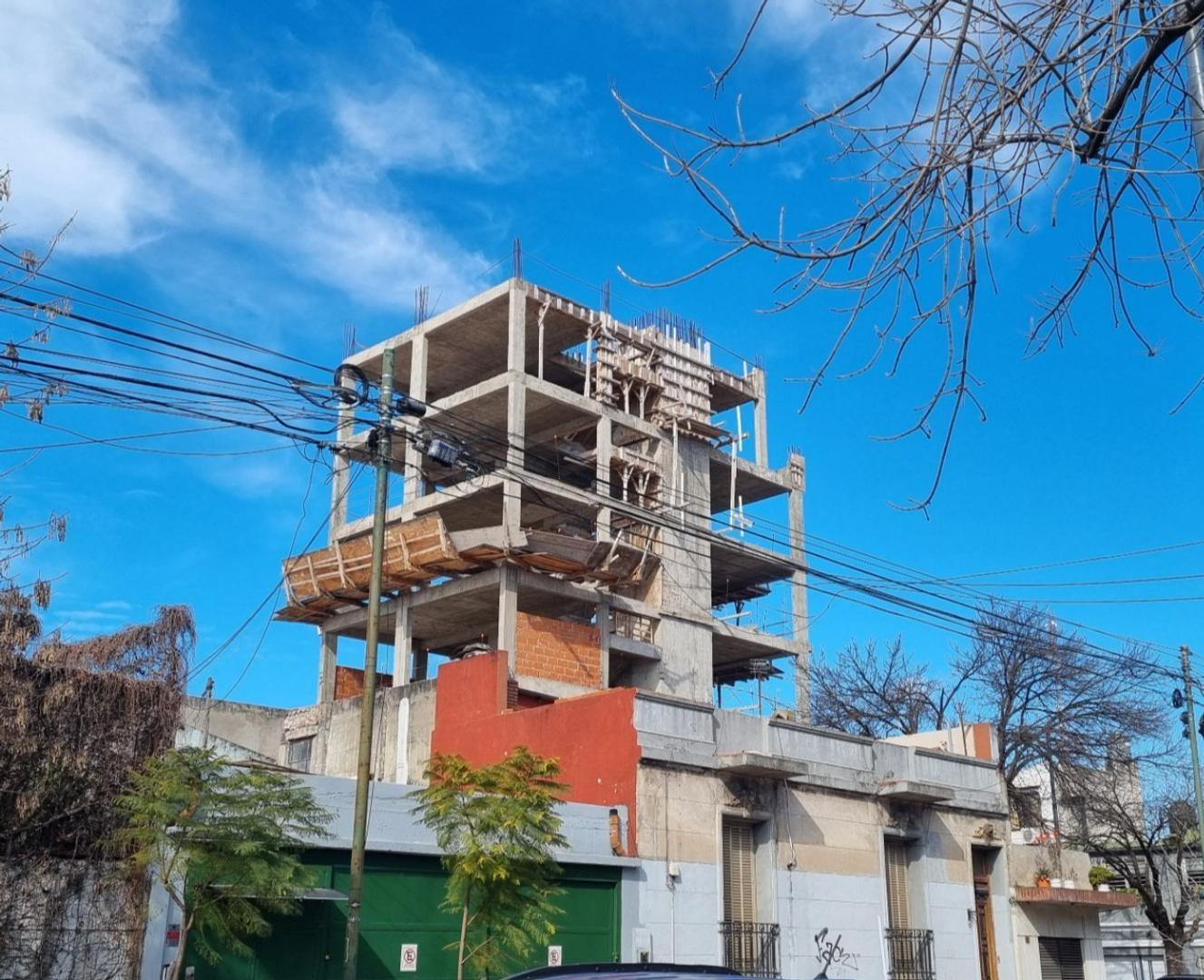 Foto de Edificio en construcción de 820m², imagen 1