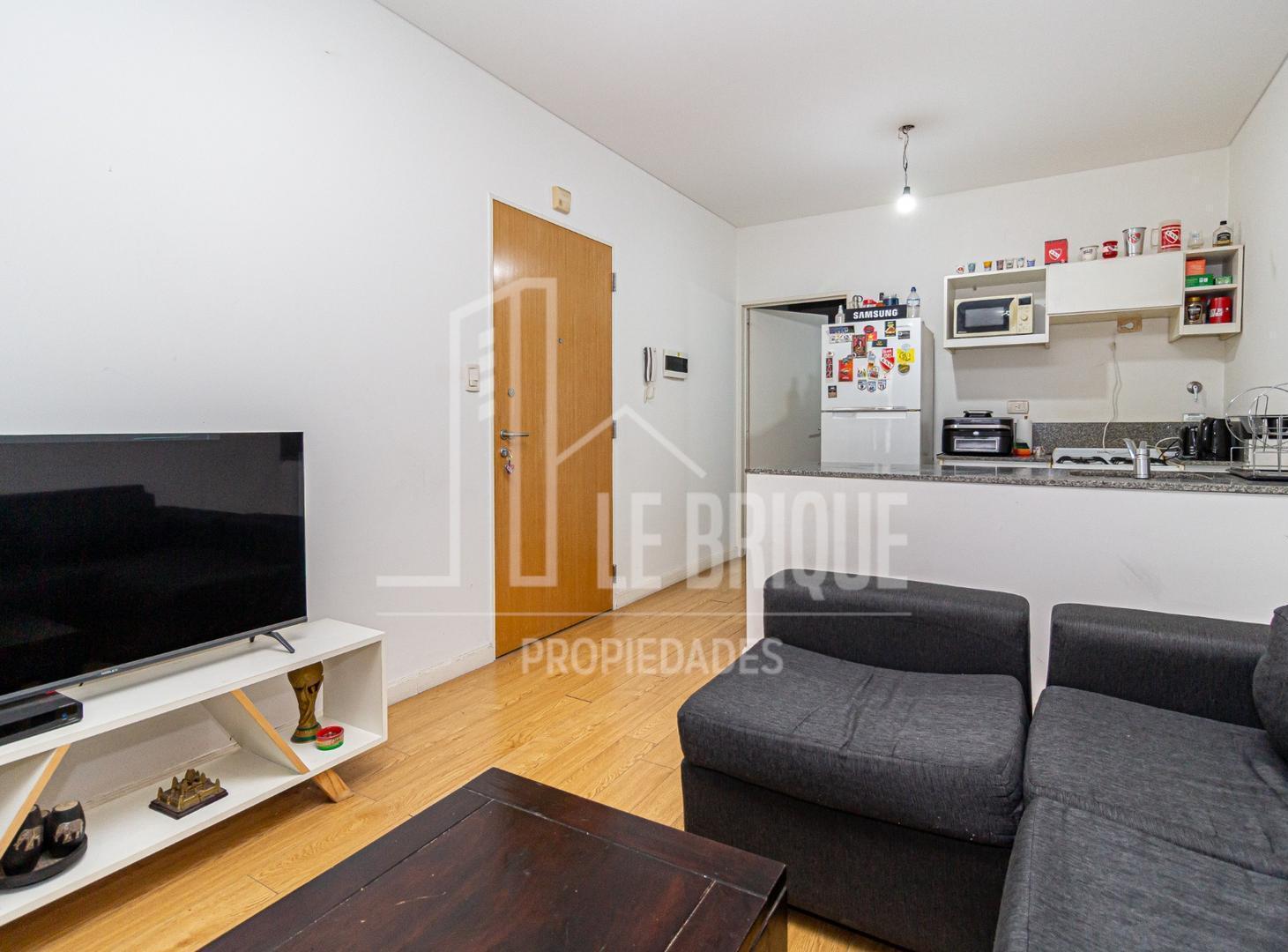 Foto de Excelente monoambiente con balcón. Apto Profesional, imagen 3
